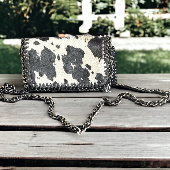 Borse in Pelle Handbags - EUC Italian leather Pelle crossbody luxury hair on cow print